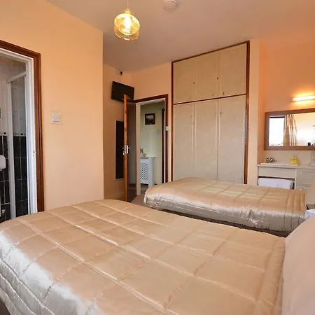 Dromhall Heights